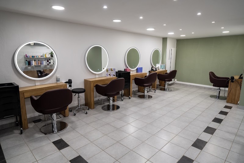 Intemporel Coiffure - Salon de coiffure - Coiffure Poitiers - OneBooking