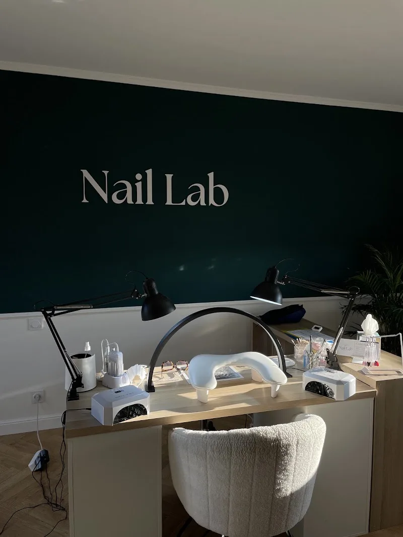 Nail Lab