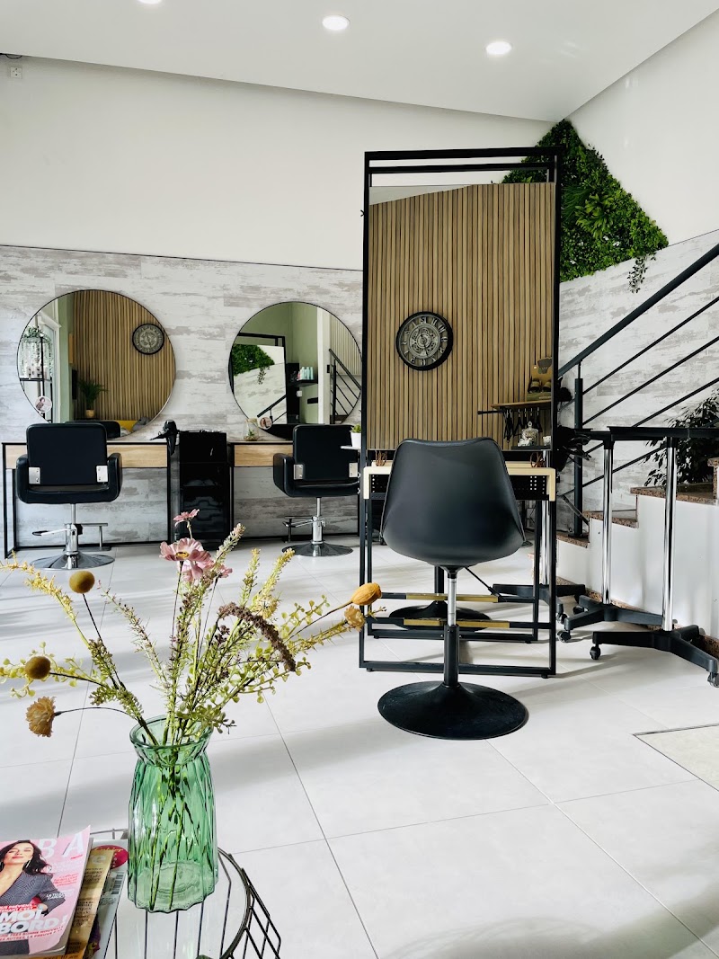 Coco L'atelier Coiffure - Coiffure Strasbourg - OneBooking