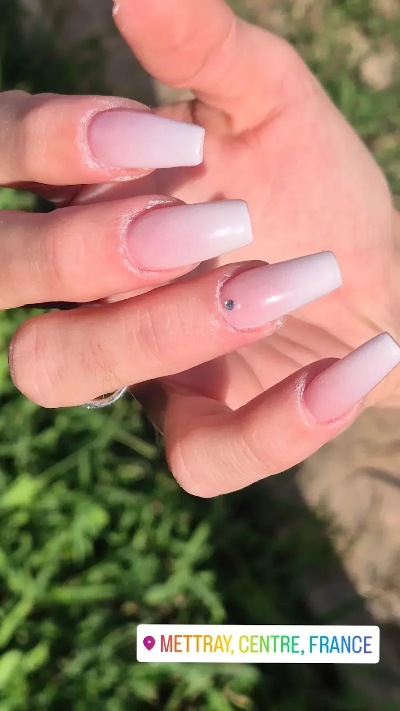 Mlle A’nails - Onglerie Tours - Photo de couverture - OneBooking