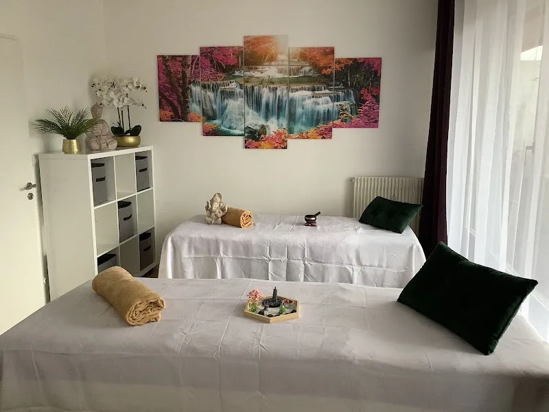 Institut Nova Essência - Zuraia - Esthéticienne - Masseuse Bien-Être - Prothésiste Ongulaire