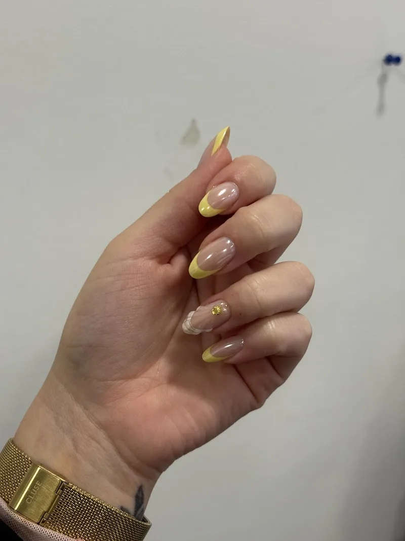 Pop’s Nails