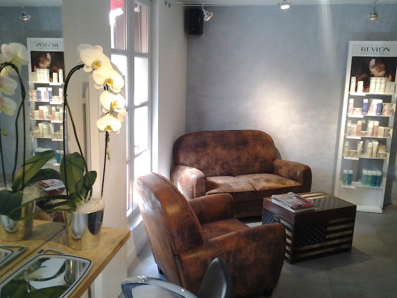 En aparté by yohann - Coiffure Aurillac - OneBooking