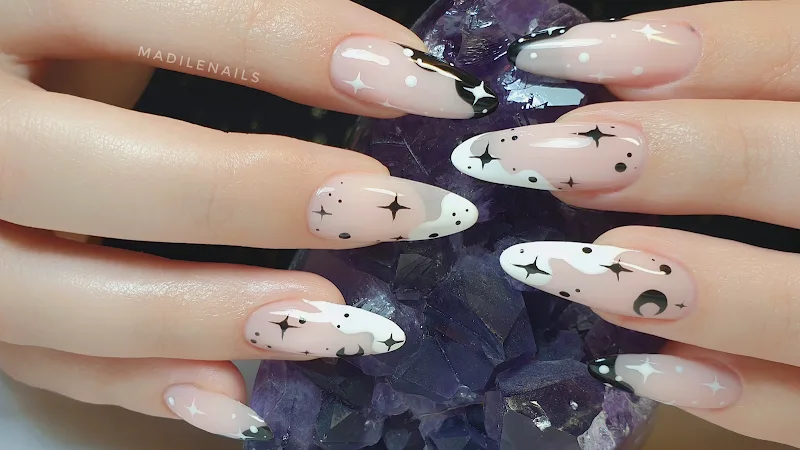Madile Nails