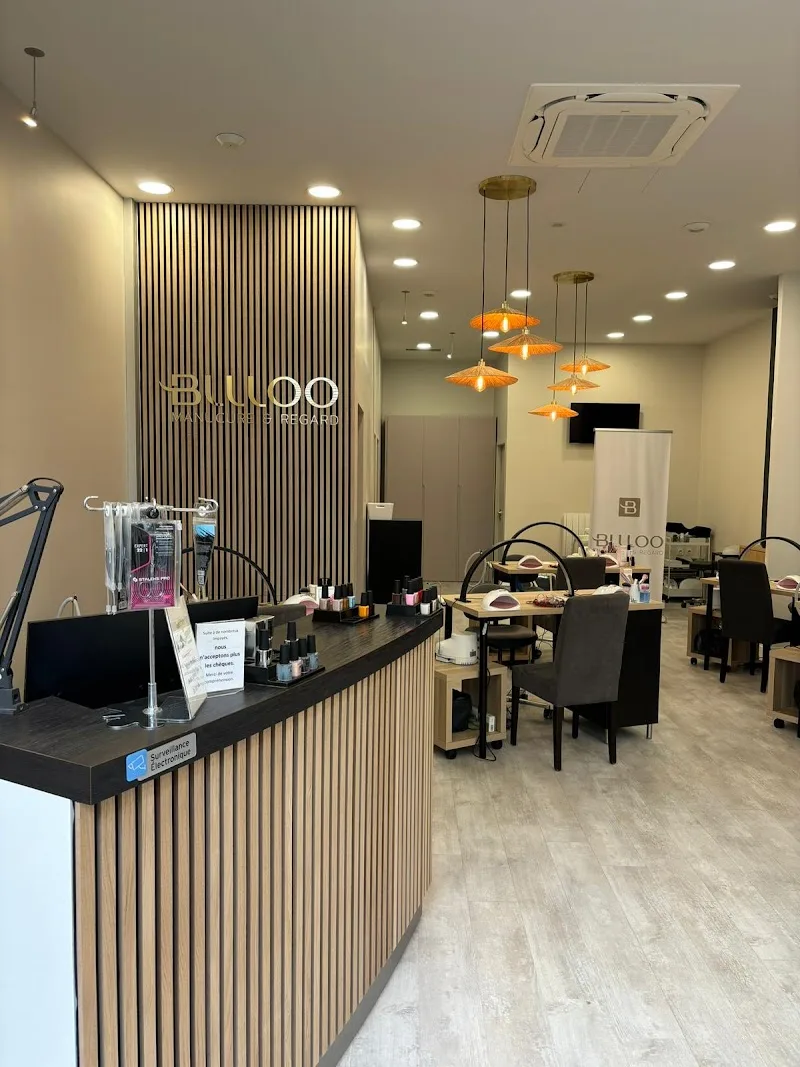 Bllloo® Lyon Bellecour - Onglerie Lyon - Photo de couverture - OneBooking