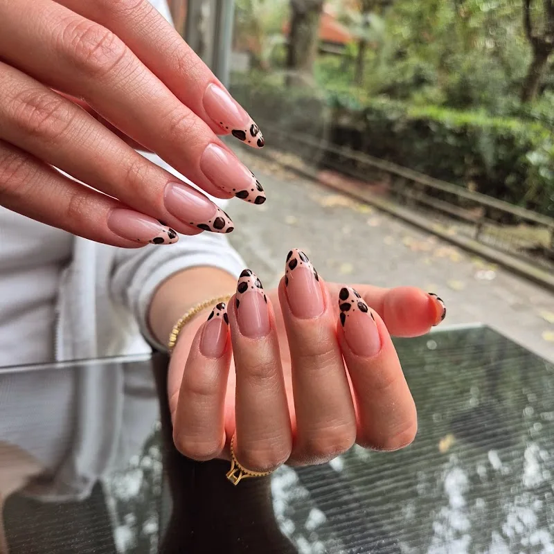 INNA NAILS PARIS