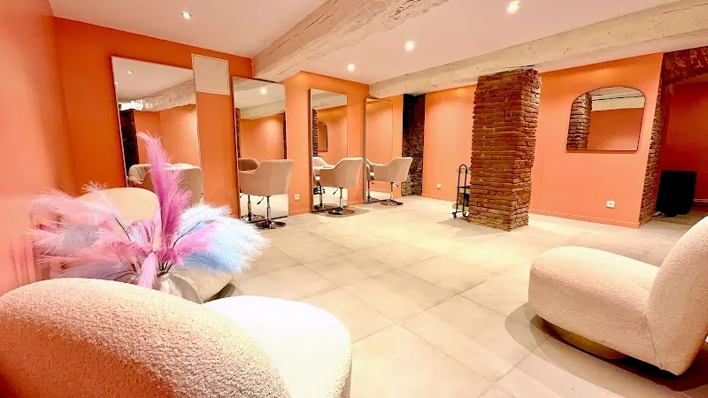 VANITY SUITES