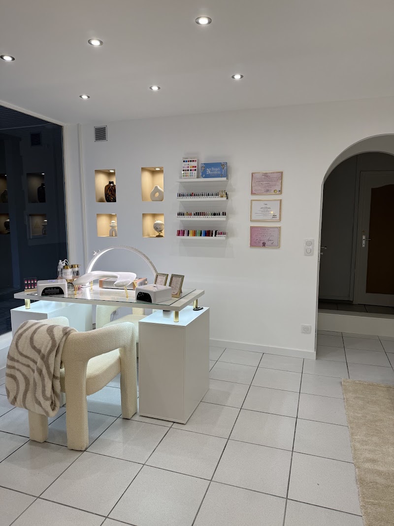 Morgane Beauty studio - Coiffure Lourdes - OneBooking