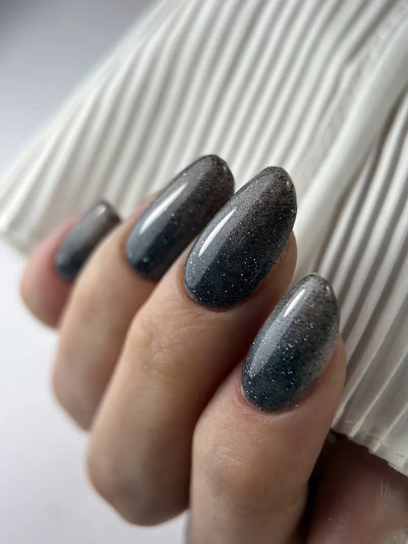 Les Ongles de Lolie