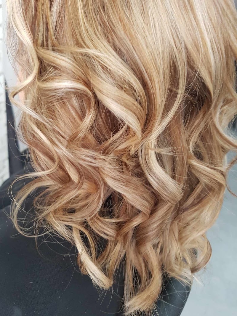 Emily Style Nevers - Coiffure Nevers - OneBooking
