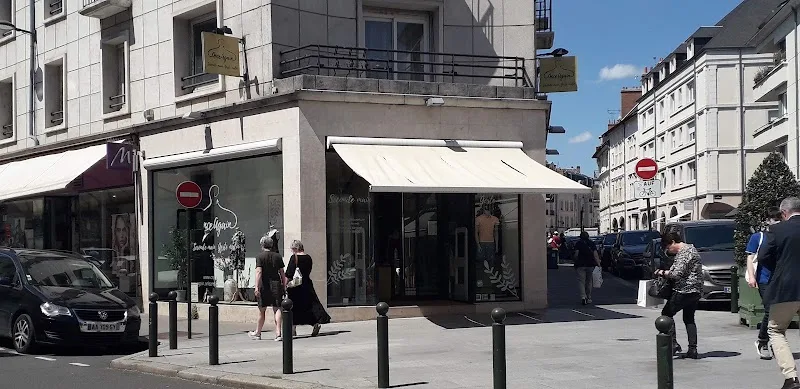 Marionnaud-Parfumerie - Maquillage Orléans - Photo de couverture - OneBooking