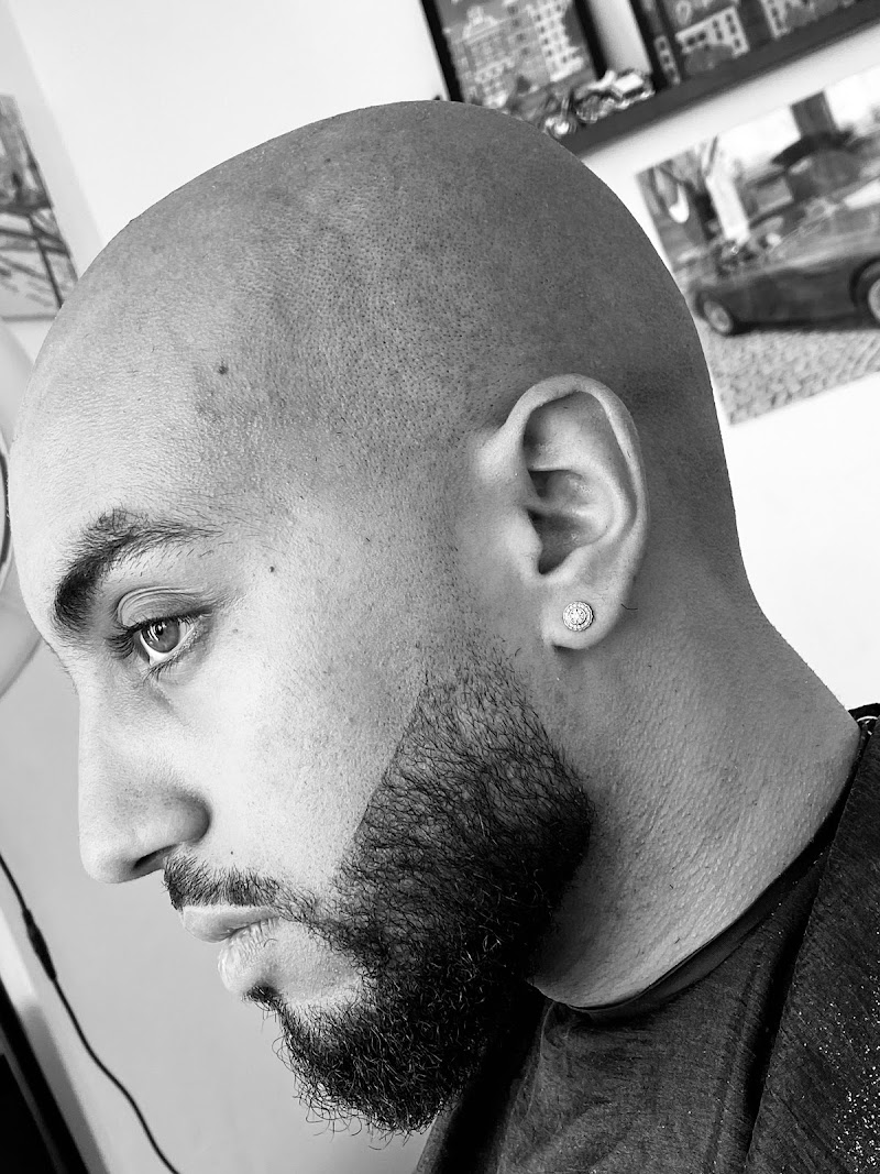 Le barbier 33 ( Coiffeur à domicile)