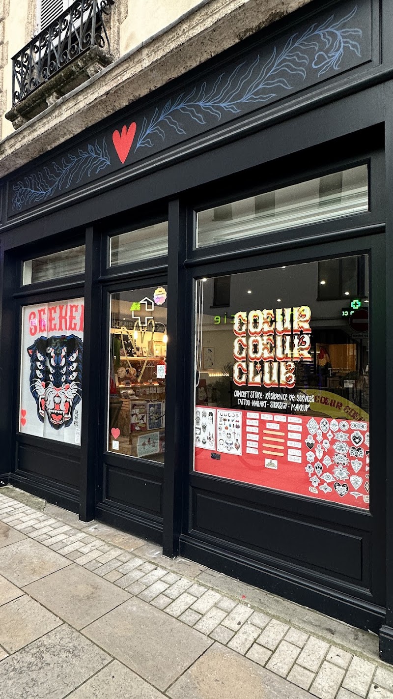 CoeurCoeur Club - Tatouage - Piercing - Coiffure - Manucure - strass dentaire - Concept Store - Coiffure Bayonne - OneBooking