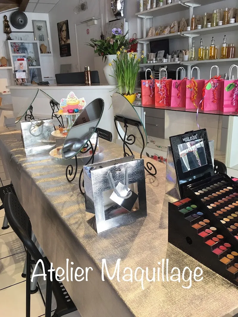 Massage bien-être espace détente Aqua