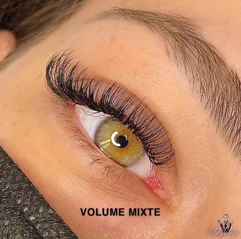 Lash & So - Sourcils & cils Dijon - Photo de couverture - OneBooking