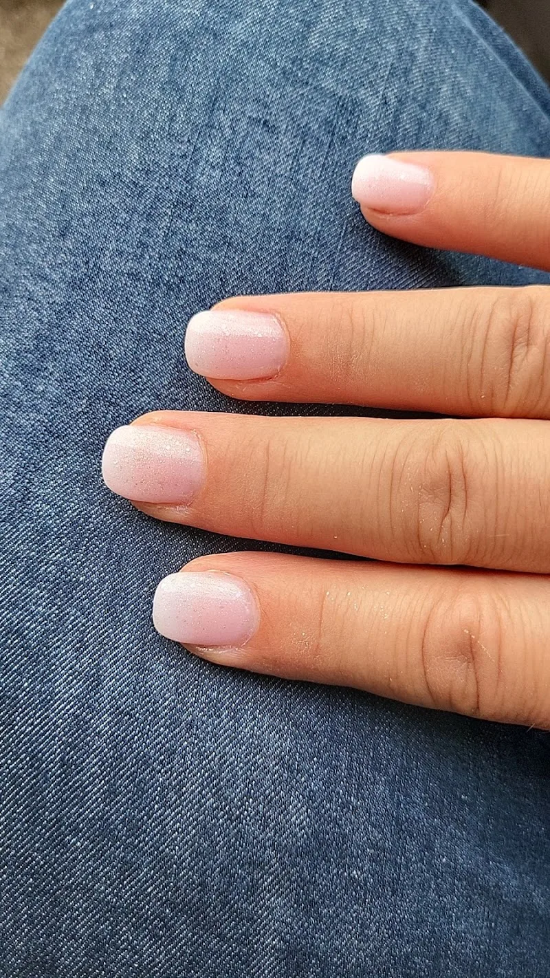 Nat Fee Des Ongles - Saint-Julien-lès-Metz