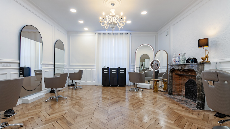 L'Atelier JNG - Coiffure Reims - OneBooking