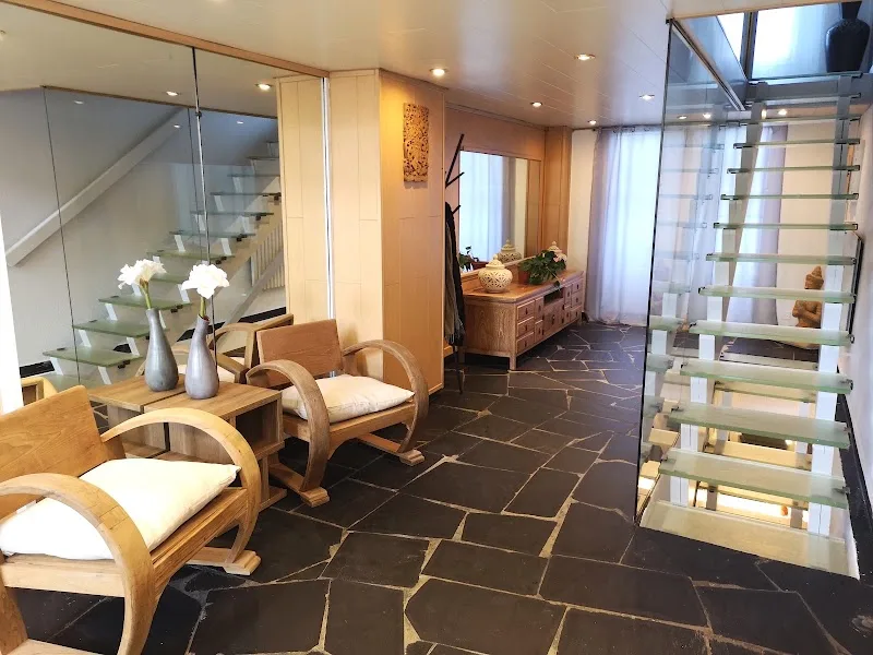 Institut Lune de miel beauté - Onglerie Grenoble - Photo de couverture - OneBooking
