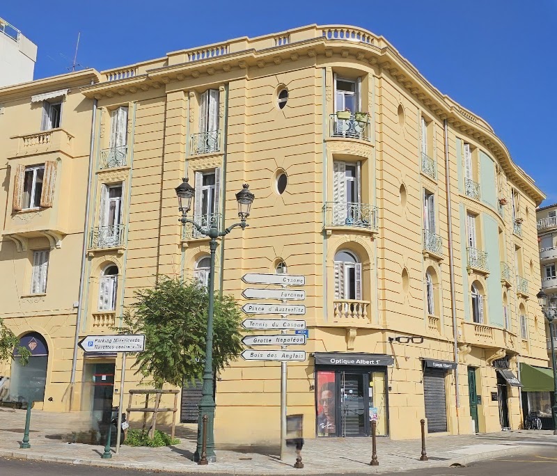 Studio 10 - Coiffure Ajaccio - OneBooking