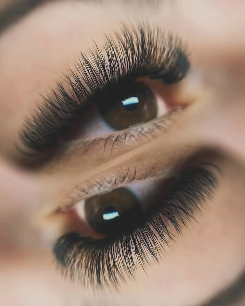 All eyes on me
