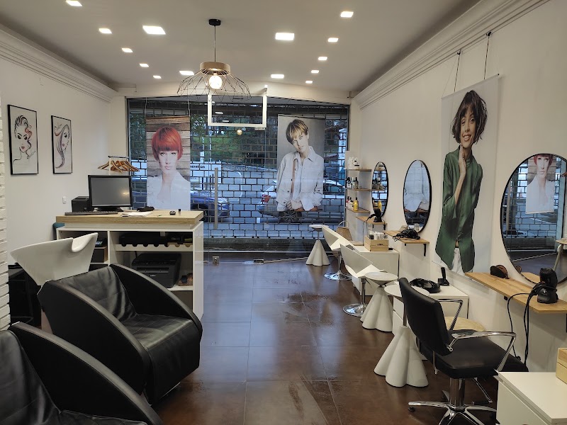 Nouv'El ère by élisa - Coiffure Bayonne - OneBooking