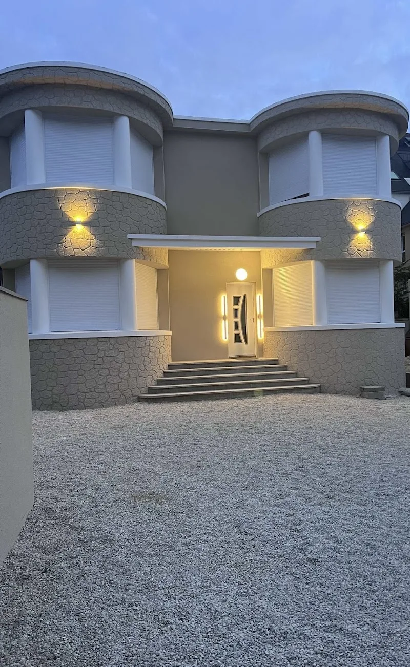 Eaux Spa - Love Room Jacuzzi & Sauna