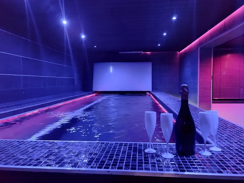 Orchid Spa - Centre de bien être - Massage SPA Hammam Piscine Chauffée Sauna - Nîmes