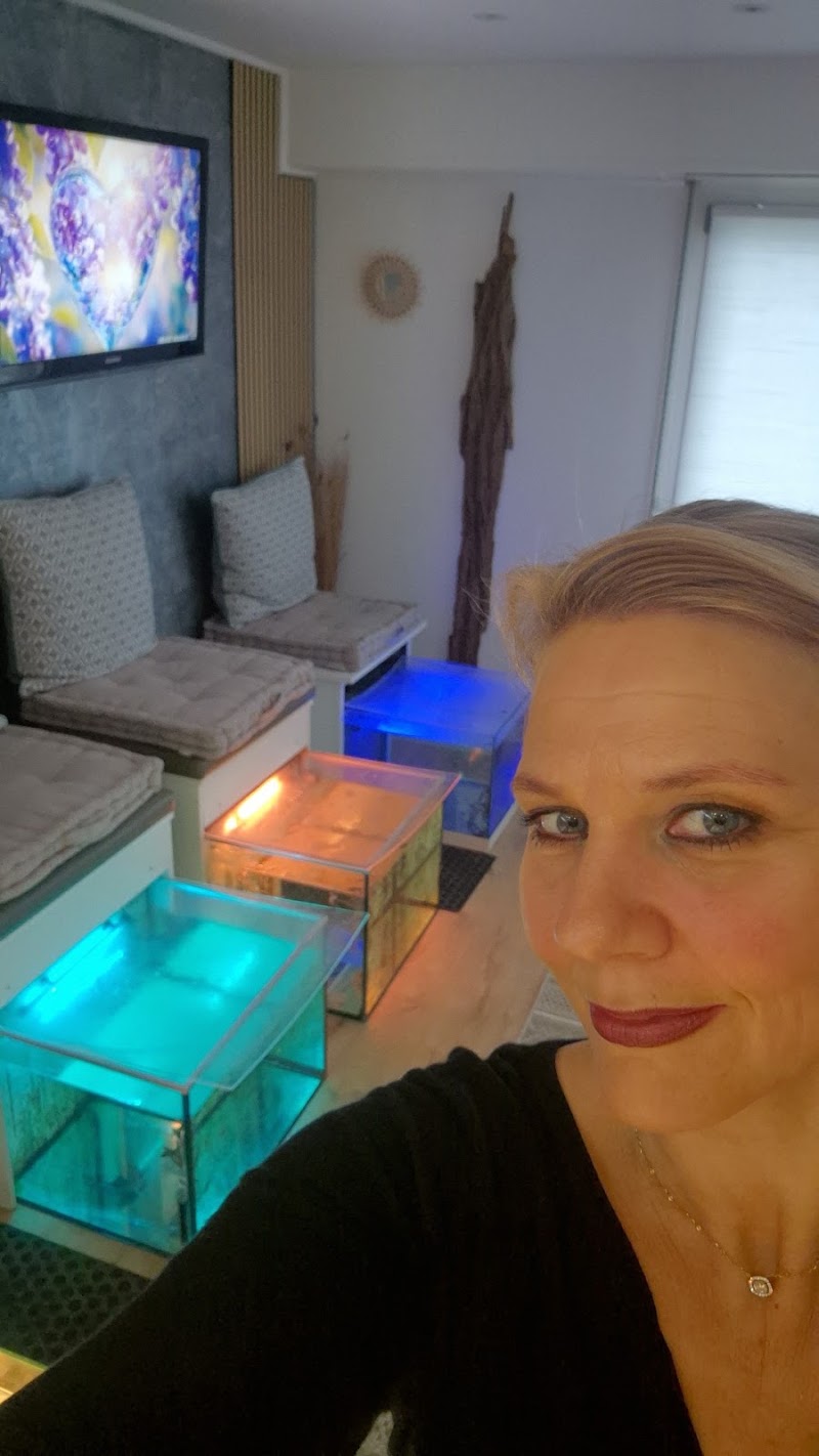 Oceane Fish Massage - Sourcils & cils Strasbourg - Photo de couverture - OneBooking