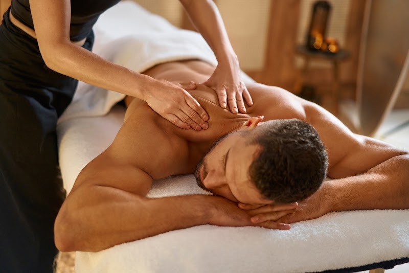 YI XIN : Massage Brest