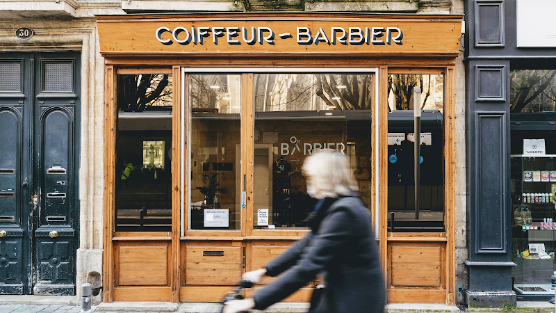 O2 Barbier - Coiffeur Homme - Coiffure Bordeaux - OneBooking