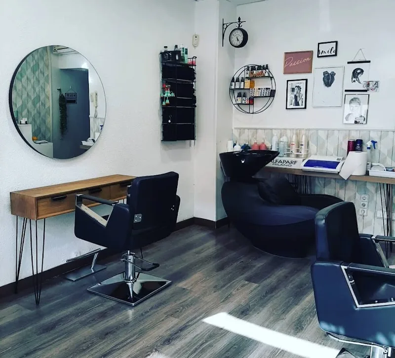 Peluquería Zoe del Valle - Coiffure Valladolid - Photo de couverture - OneBooking