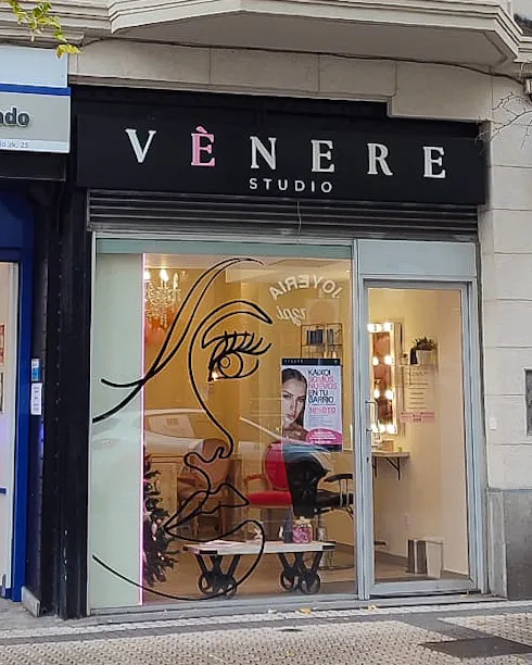 Vènere Studio Donostia | Pestañas y Cejas en Gipuzkoa