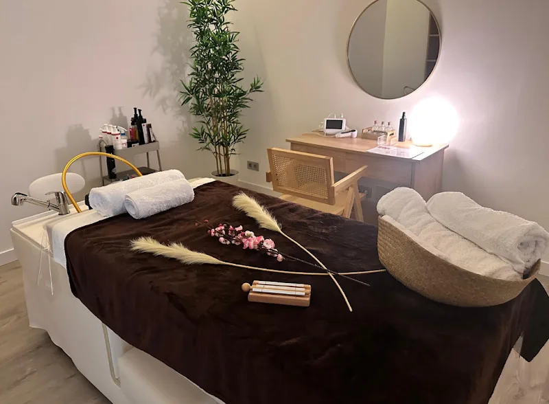 Japanese Head Spa Burgos | Spa Capilar Burgos - Coiffure Burgos - OneBooking
