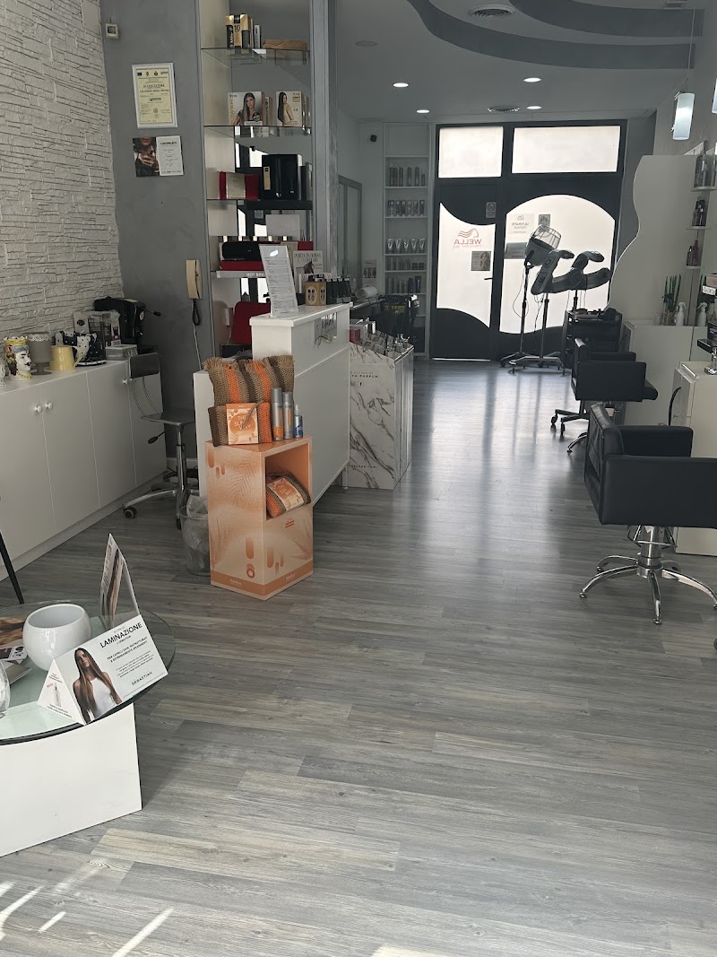 Nimar Parrucchieri di Valendino Nicola S.n.C. - Coiffure Foggia - OneBooking