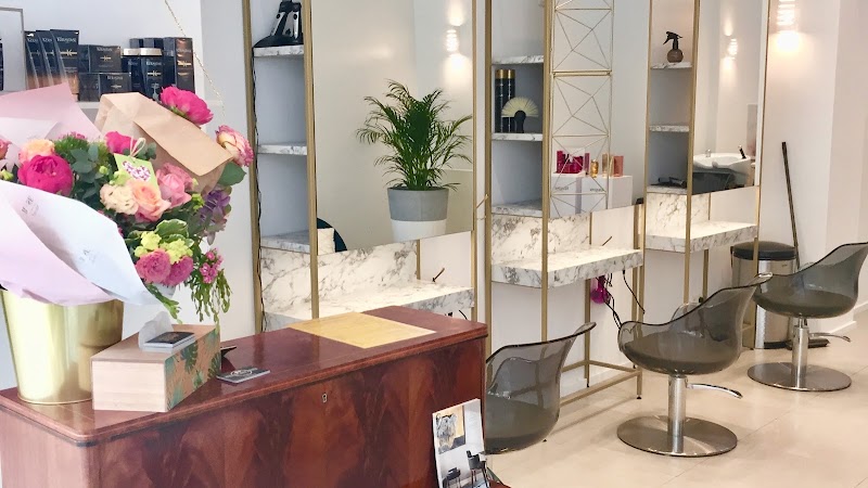 Les Coiffures de Lou - Coiffure Brussels - OneBooking