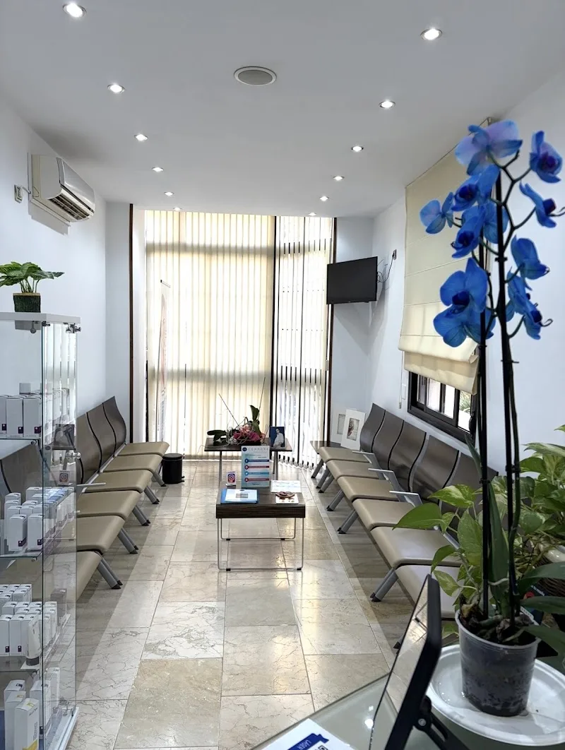 Clínica Médico Estética Incorpore Málaga- Dr. Juan Enrique Pérez Enríquez - Institut de beauté Málaga - OneBooking