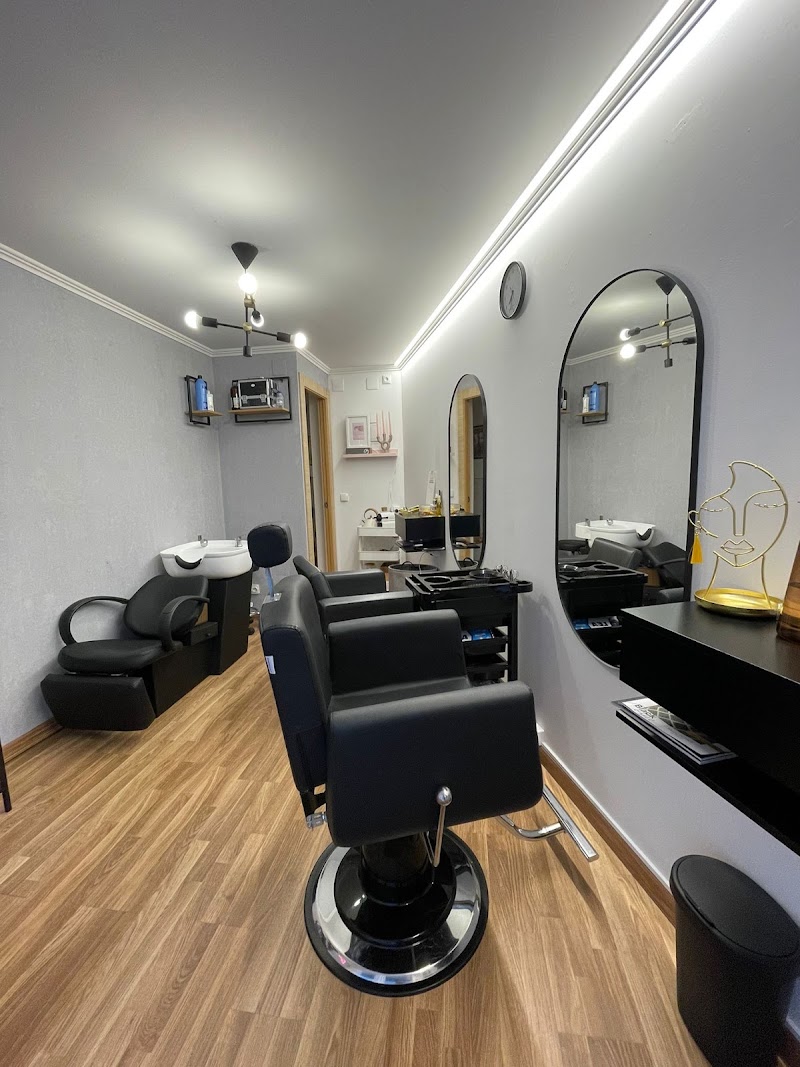 Felipe Mejia - Beauty Studio - Coiffure A Coruña - OneBooking