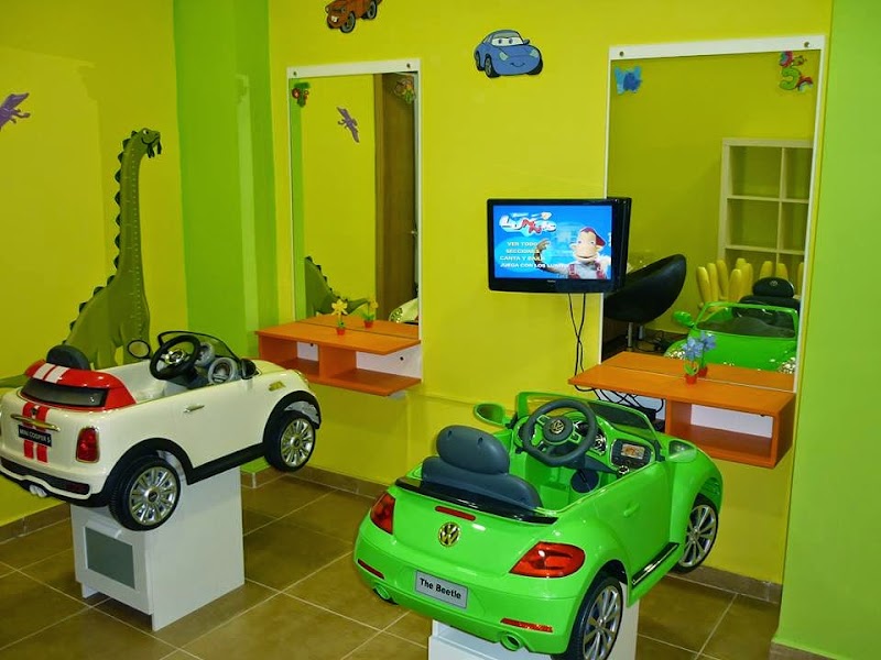 Peluquería de niños Colorines - Coiffure Gijón - OneBooking