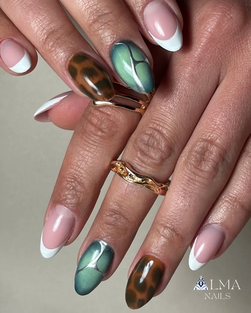 Alma nails