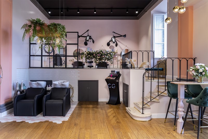 Damiano Ceccarelli Hair Stylist - Coiffure Rome - OneBooking