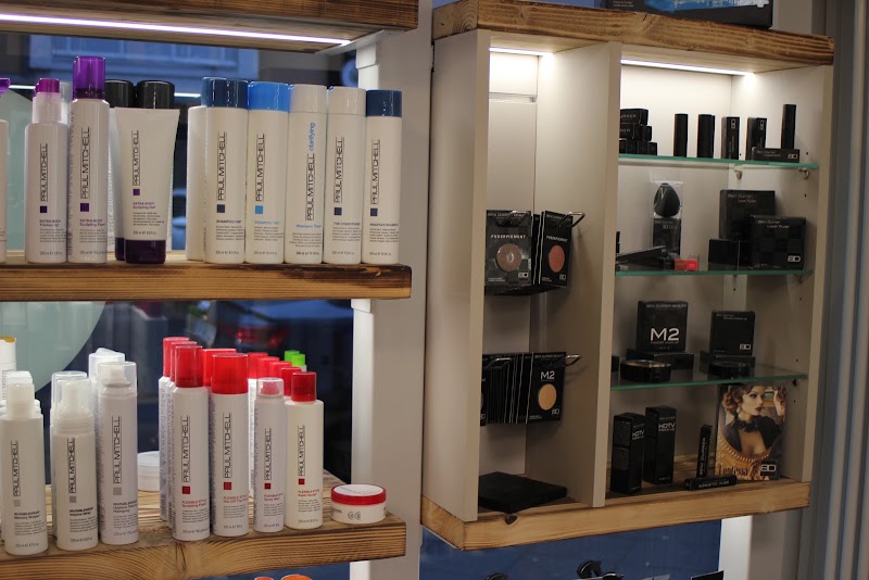 Hair & Flair Diana - Coiffure Frankfurt Am Main - OneBooking