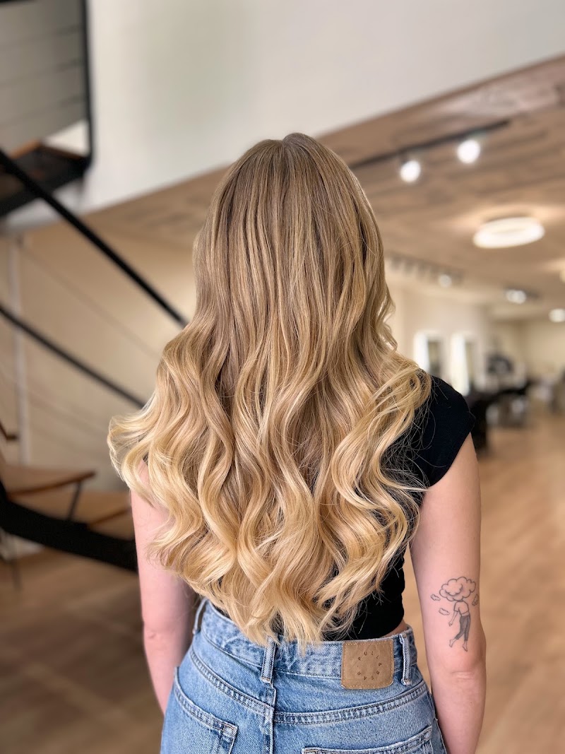 Ana Gago Hair Salon - Peluquería Barcelona - Coiffure Barcelona - OneBooking