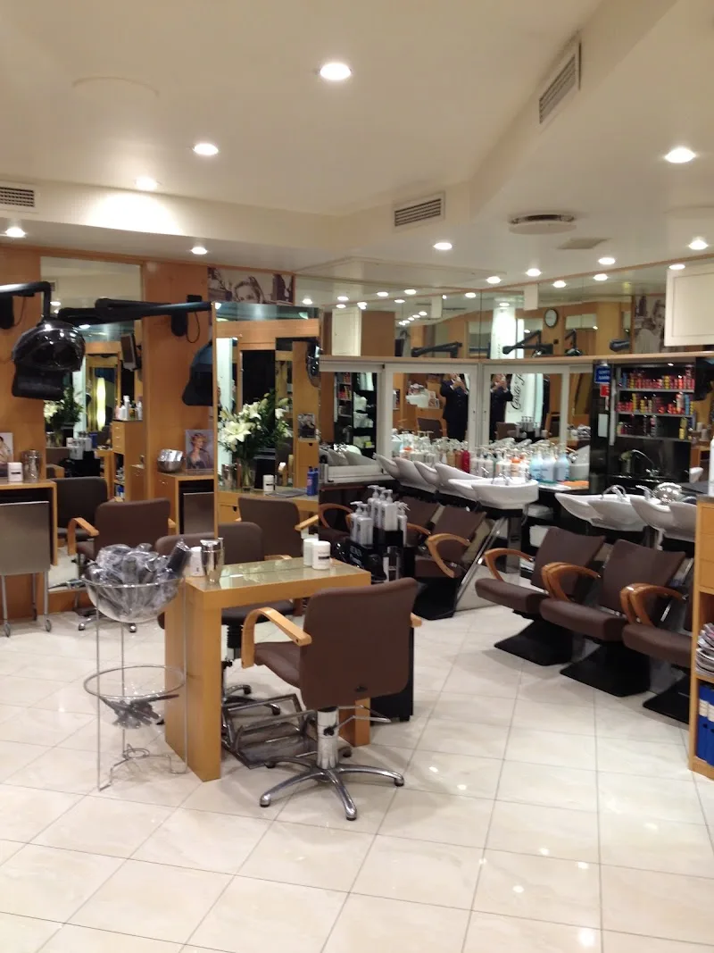 Carlo Ferri Coiffeur e Beautè - Coiffure Genoa - OneBooking