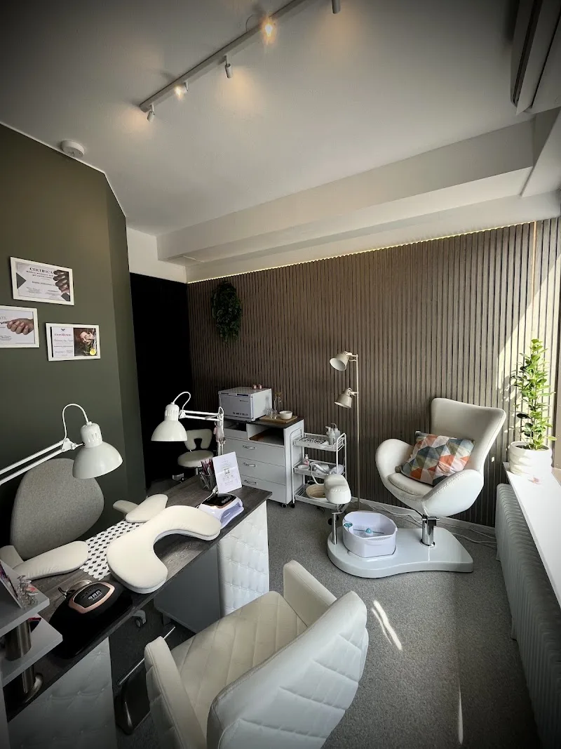 MNB Nails Studio - Lidingö