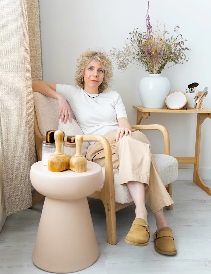 Gaëlle AM Facialiste / praticienne drainage Renata França