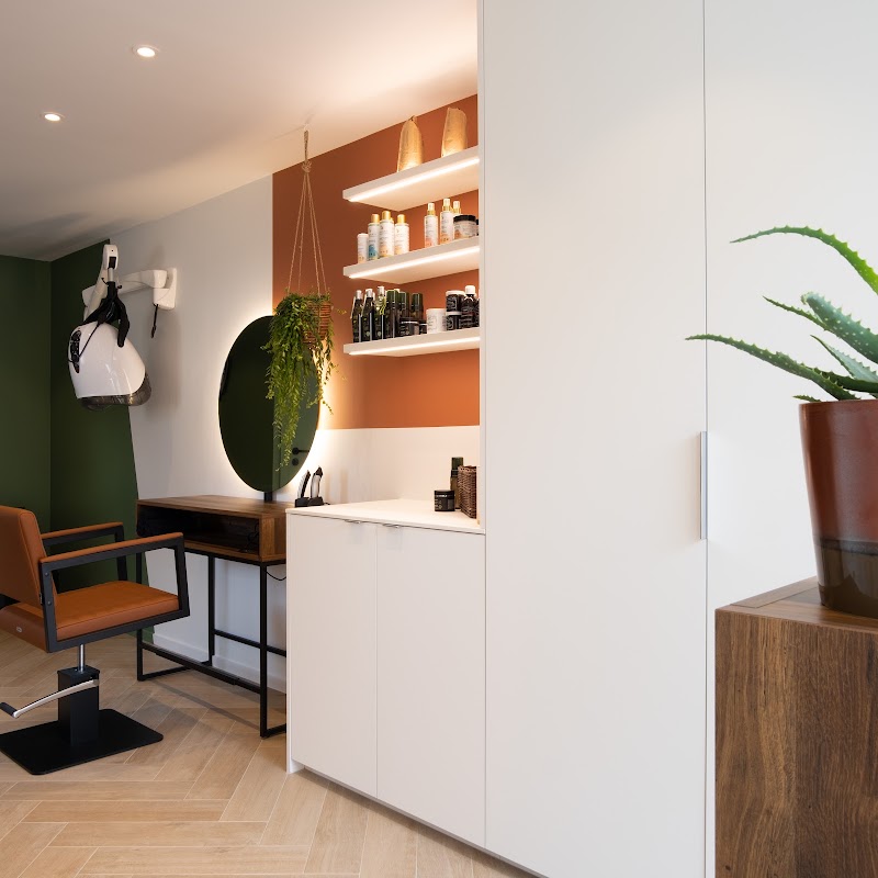 Natuurkapster Wendy - Coiffure Beveren - OneBooking