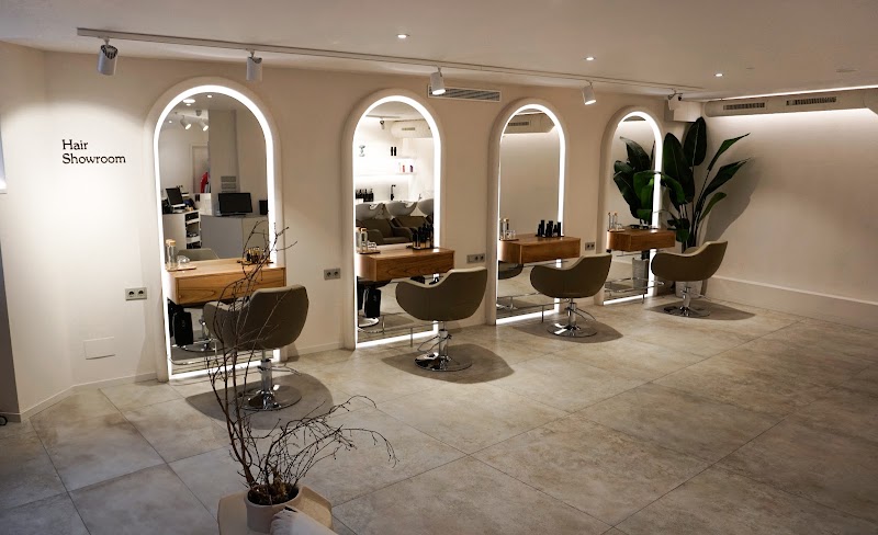 The Center Salon - Coiffure Vigo - OneBooking