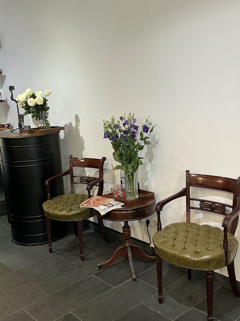 IM.W Hairstudio - Coiffure Hamburg - OneBooking