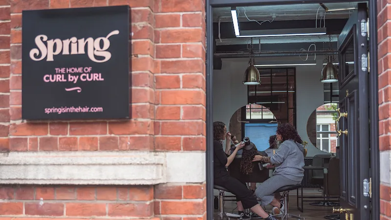 Spring Curly Hair Salon
