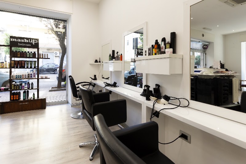 Experience Hairdressing Pergolesi di Matteo Tolu - Coiffure Cagliari - OneBooking